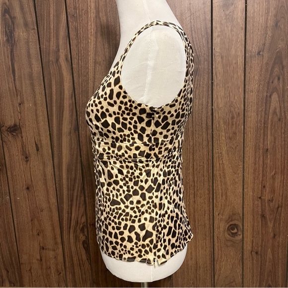 Talbots Beige/Brown Animal Print Silk Pullover Sleeveless Stretch Top Sz 4 - Picture 2 of 7